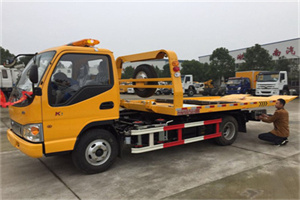 青川哪里有拖车服务