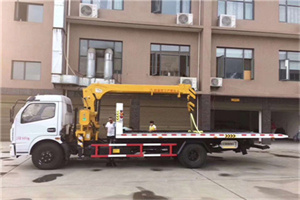 青川附近汽车轮胎更换