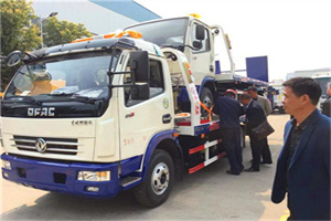 青川汽车道路救援拖车价格